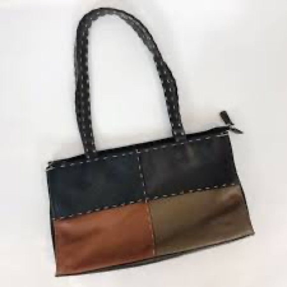 🔇 Sale $8 Leather Soulder Bag - Picture 2 of 9